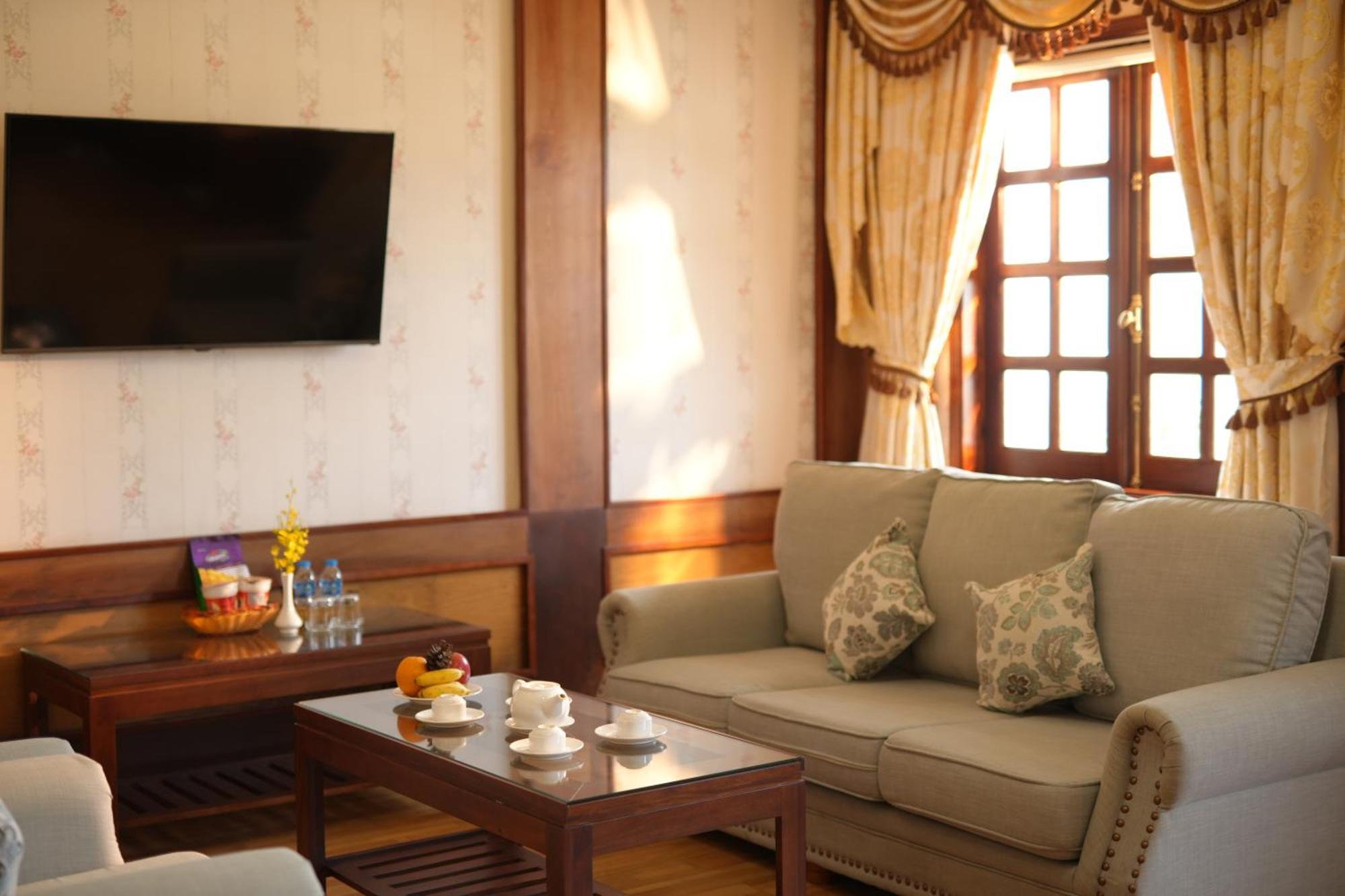 Pleiku Hotel By Gia Lai Tourist Eksteriør billede