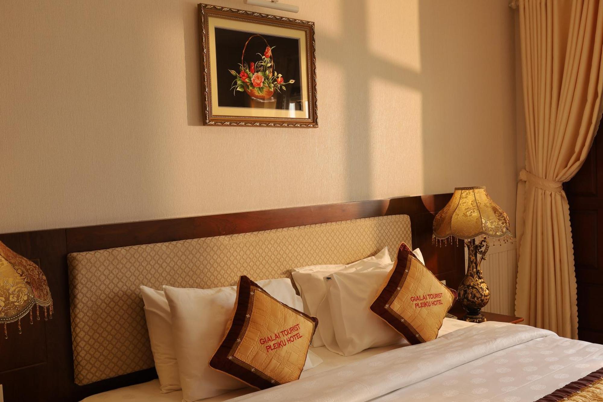 Pleiku Hotel By Gia Lai Tourist Eksteriør billede