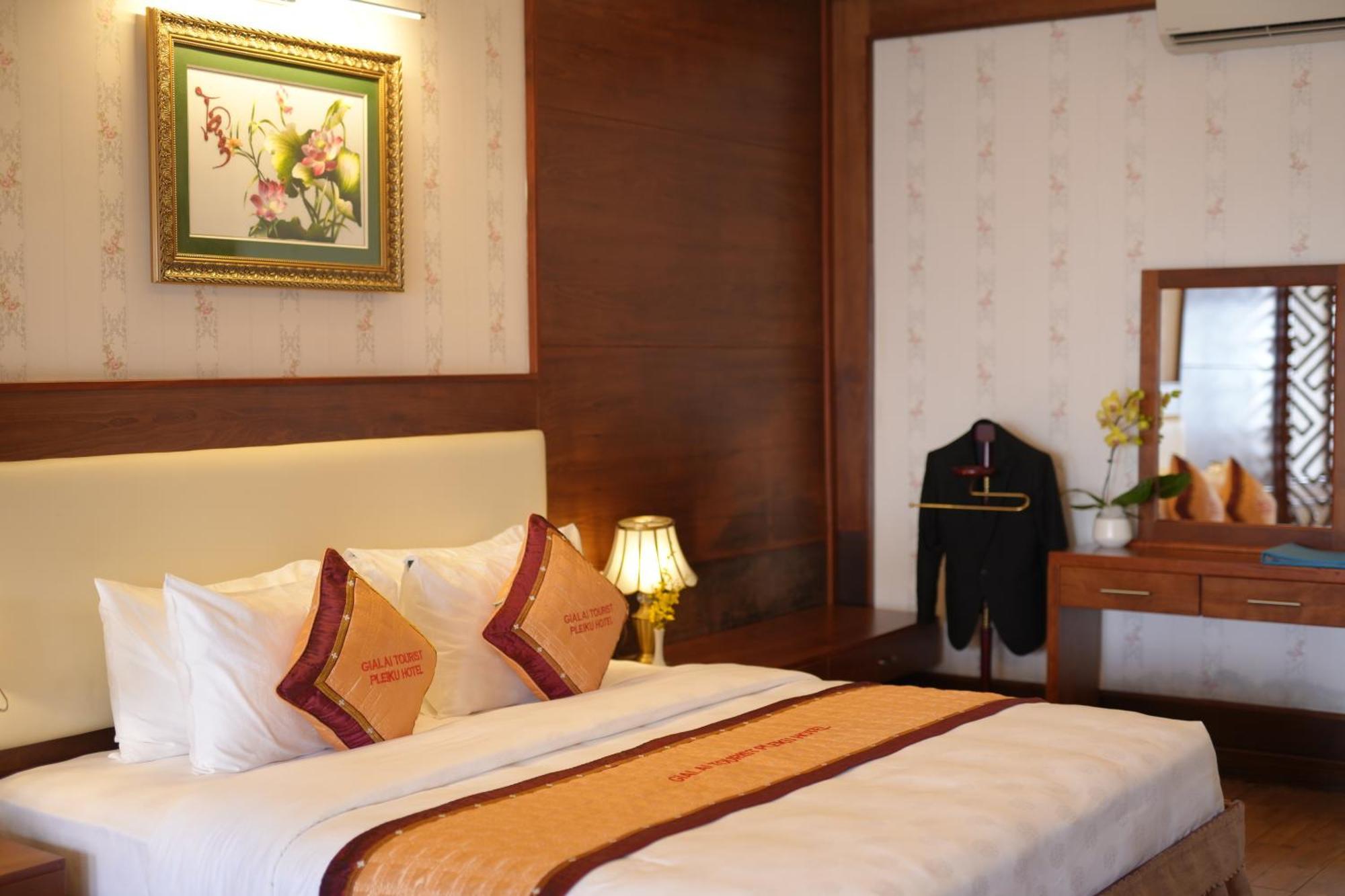 Pleiku Hotel By Gia Lai Tourist Eksteriør billede