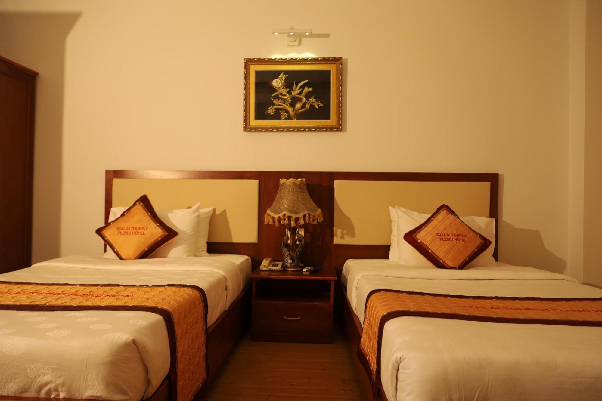Pleiku Hotel By Gia Lai Tourist Eksteriør billede